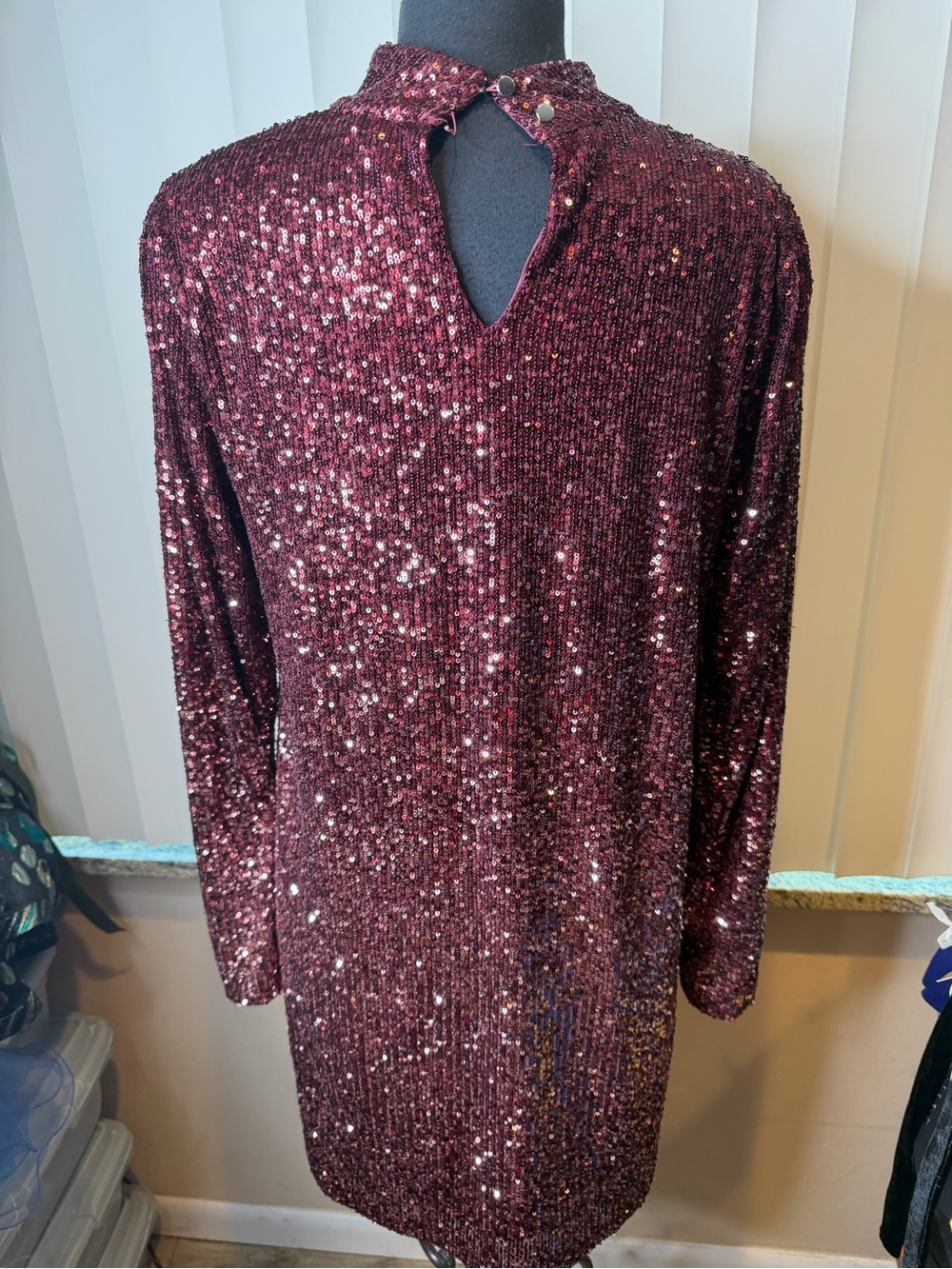 Cable & Gauge Burgundy Sequined  Women's Sequin Mock Neck Shift Dress Size XL - Picture 6 of 10
